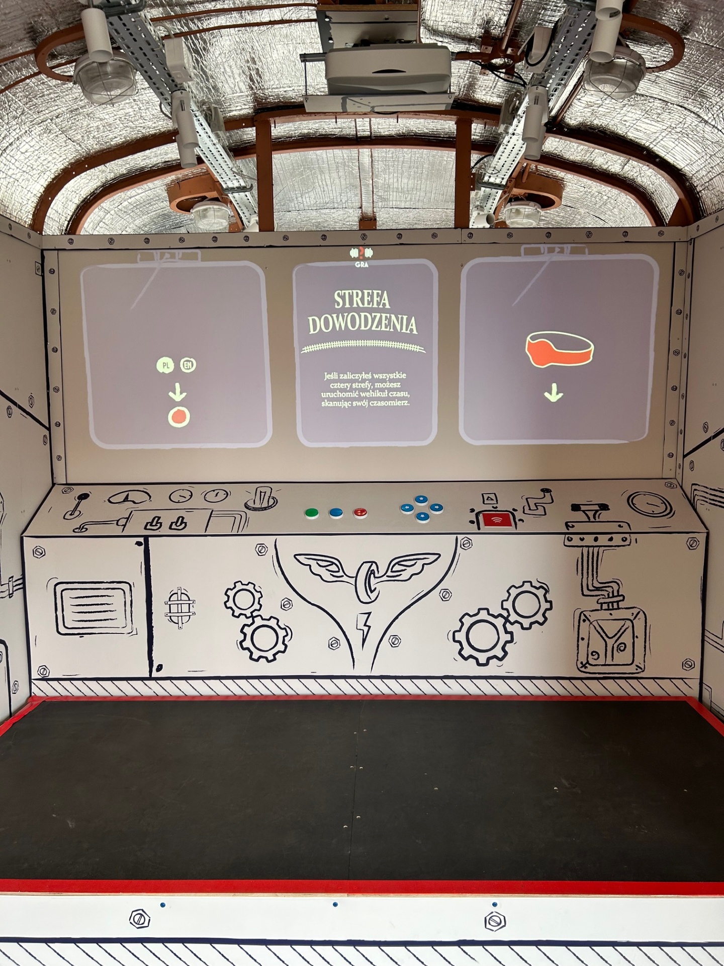 Wagon Zagadek — immersyjny riddle room w zabytkowym wagonie — zdjęcie 4